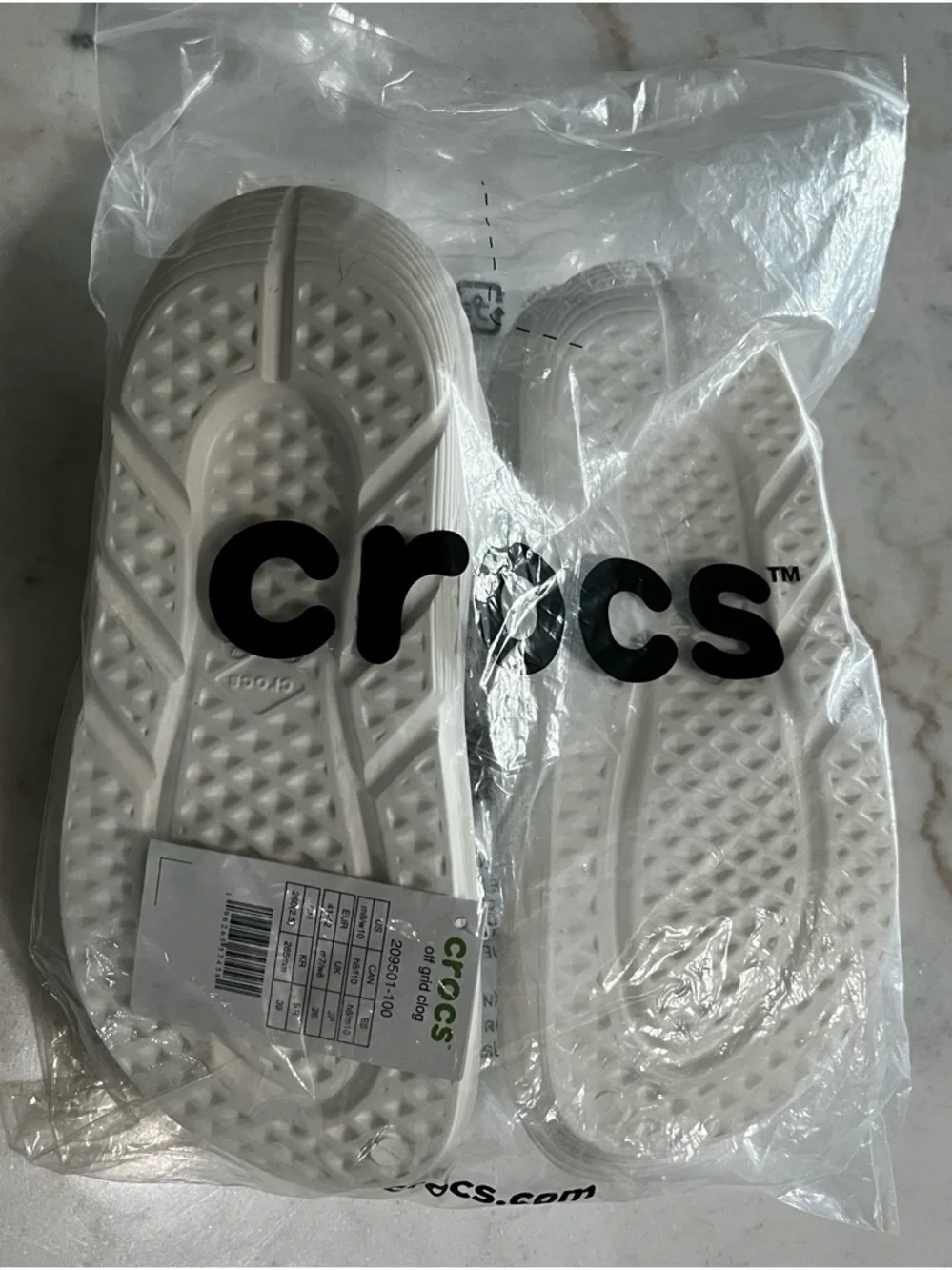 Crocs Off Grid UNISEX Clog White Mens Size 8 Women’s Size 10 - Picture 1 of 14